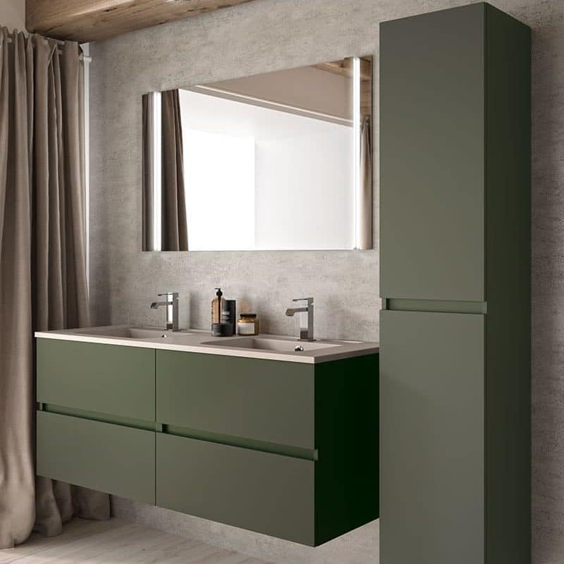 Salles de bains avec meubles, miroirs et robinetterie 